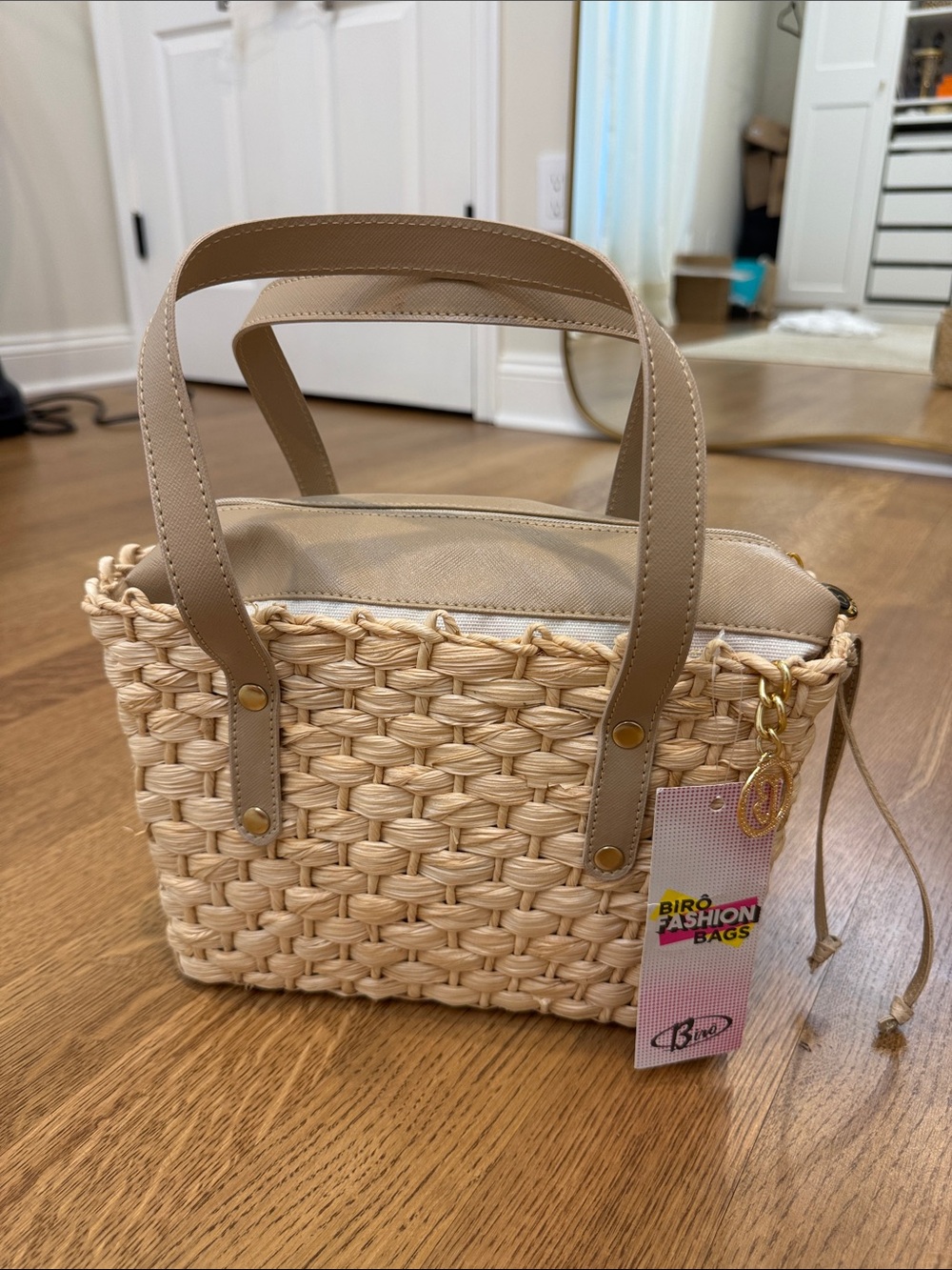 Biro Fashion Beige Woven Tote Bag